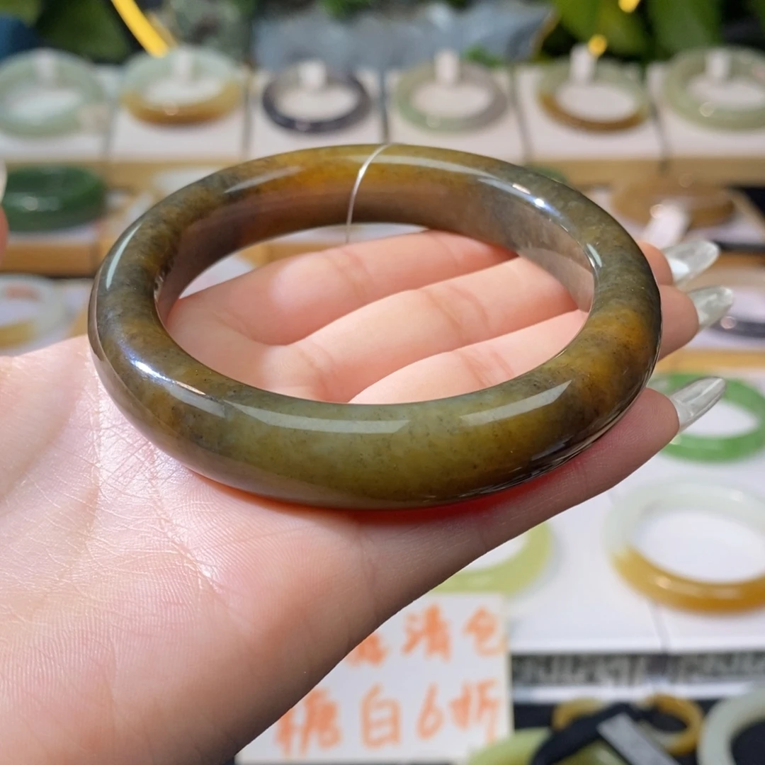 和田玉手镯未镶嵌61