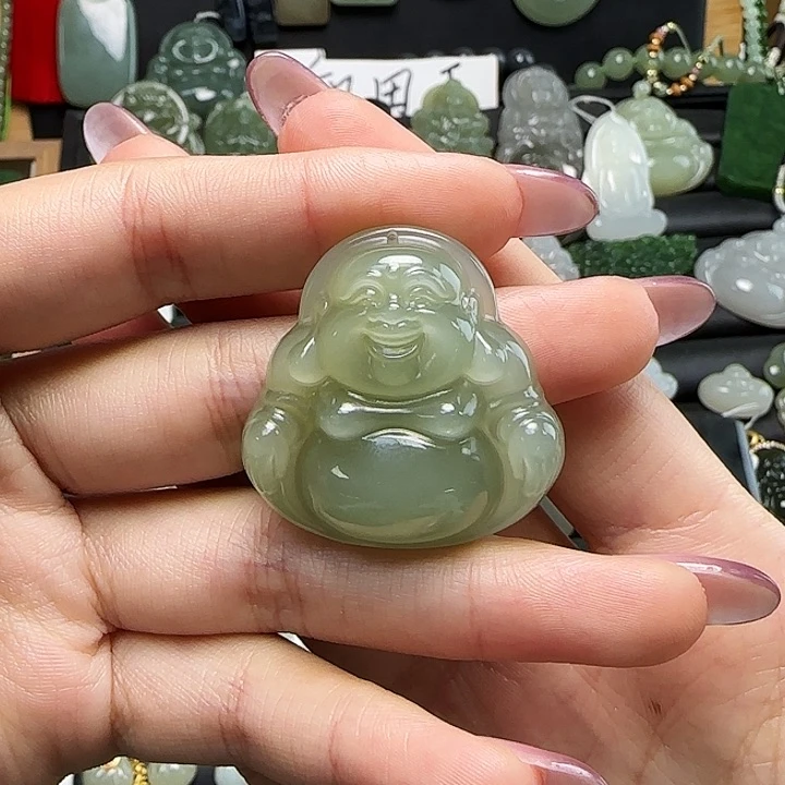 颈饰未镶嵌和田玉