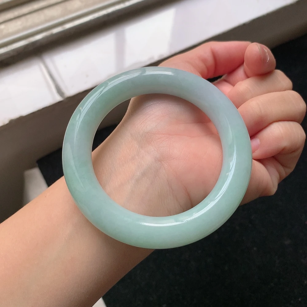 1710号 缅甸天然A货翡翠手镯55圈口浅绿胖圆条手镯