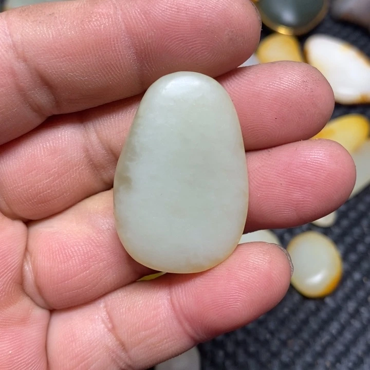 和田玉（白玉）珠宝奇石未镶嵌