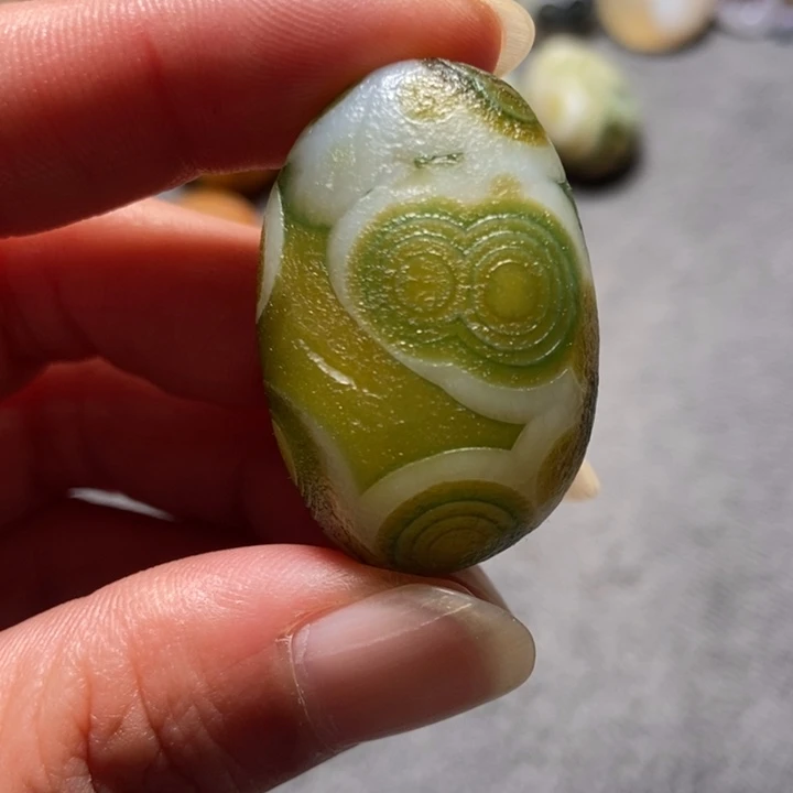 玛瑙/玉髓未镶嵌珠宝奇石