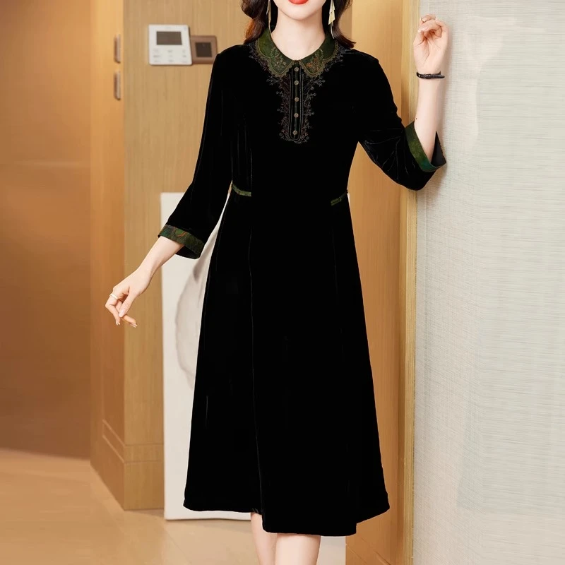 断码桑蚕丝绒裙常规立领秋季拉链圆领刺绣连衣裙复古时尚秋冬裙子
