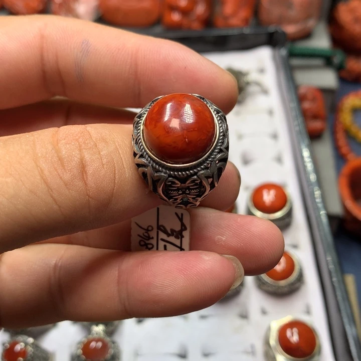 男***角南红玛瑙银S925镶嵌戒指