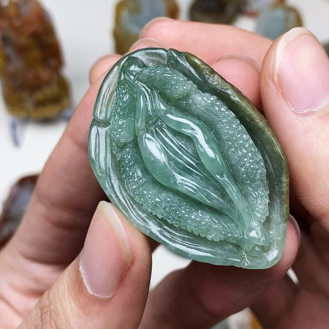 定制翡翠未镶嵌天然翡翠