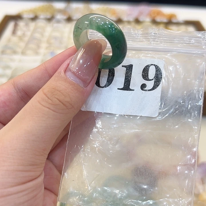 玛瑙/玉髓戒指合金19港15