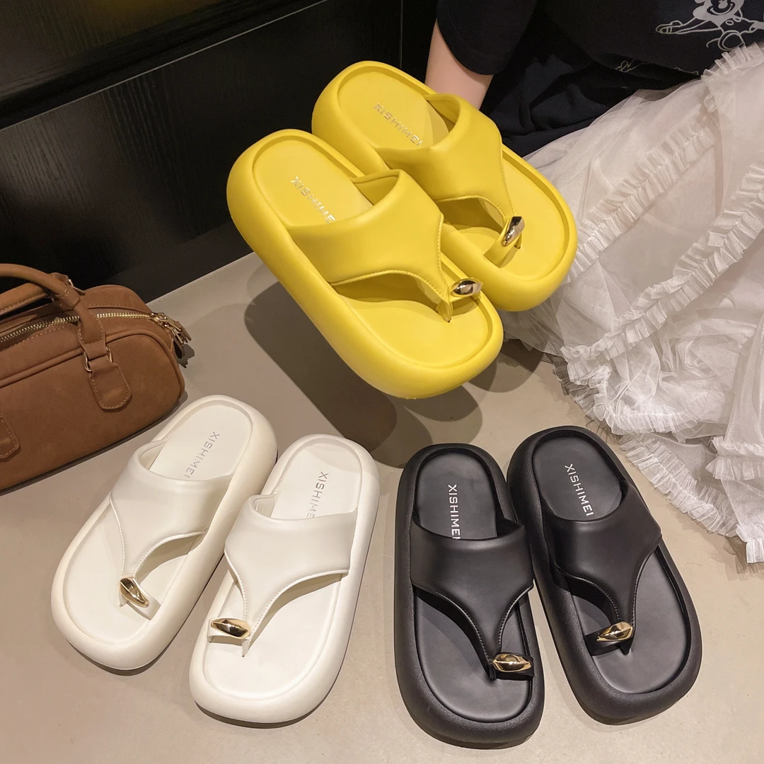 厚底增高女士小个子套趾人字拖女夏季新款外穿金属设计感拖鞋凉拖