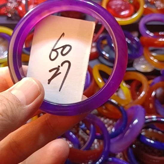 玛瑙/玉髓手镯未镶嵌