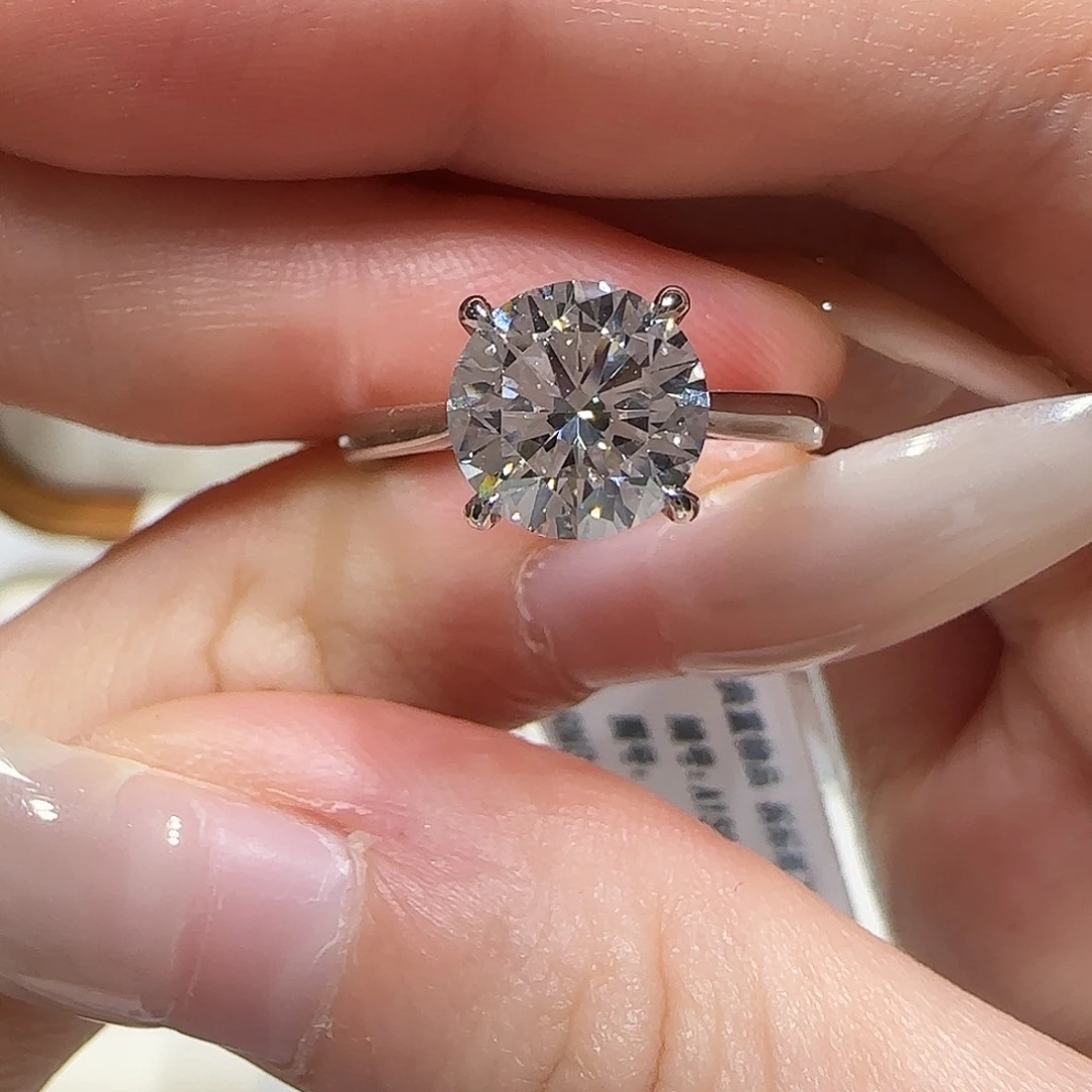 实验室培育钻石铂Pt950镶嵌2克拉经典四爪 11-17圈