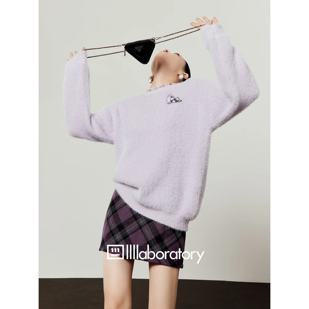「出品」紫色毛衣女2025秋季新款软糯圆领通勤百搭毛绒上衣