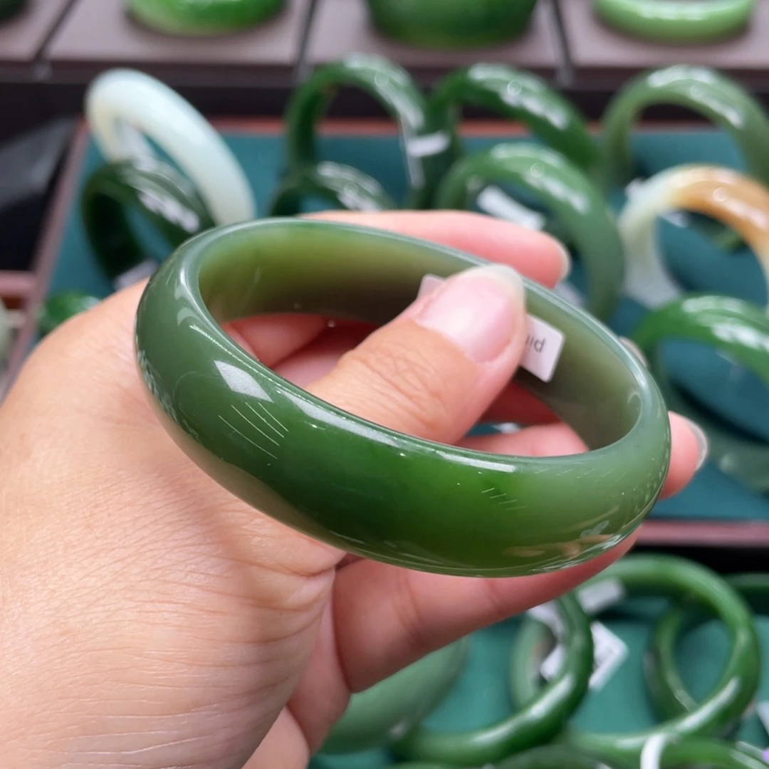 和田玉（碧玉）未镶嵌手镯58