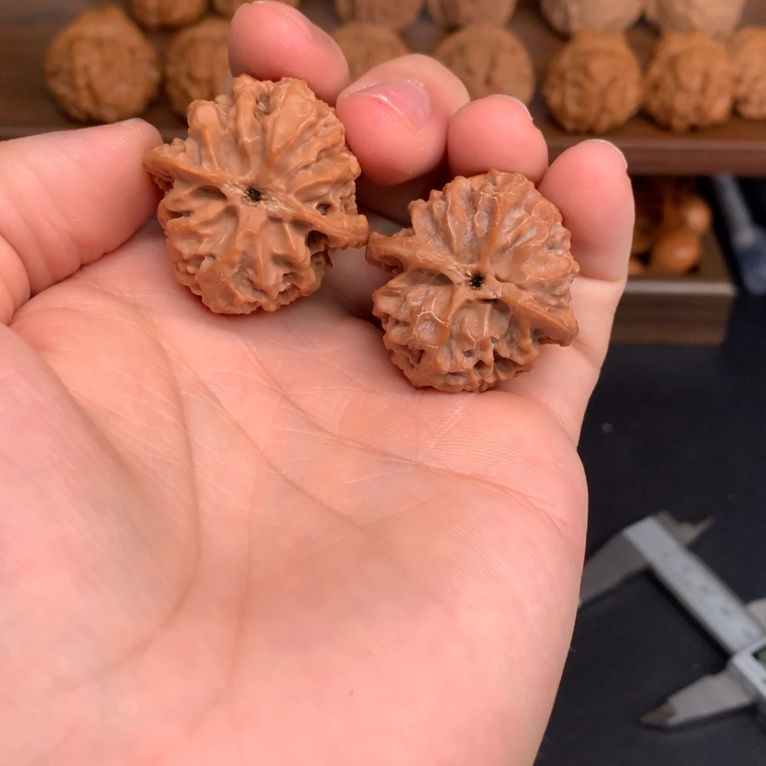 文玩核桃吊坠34苹果