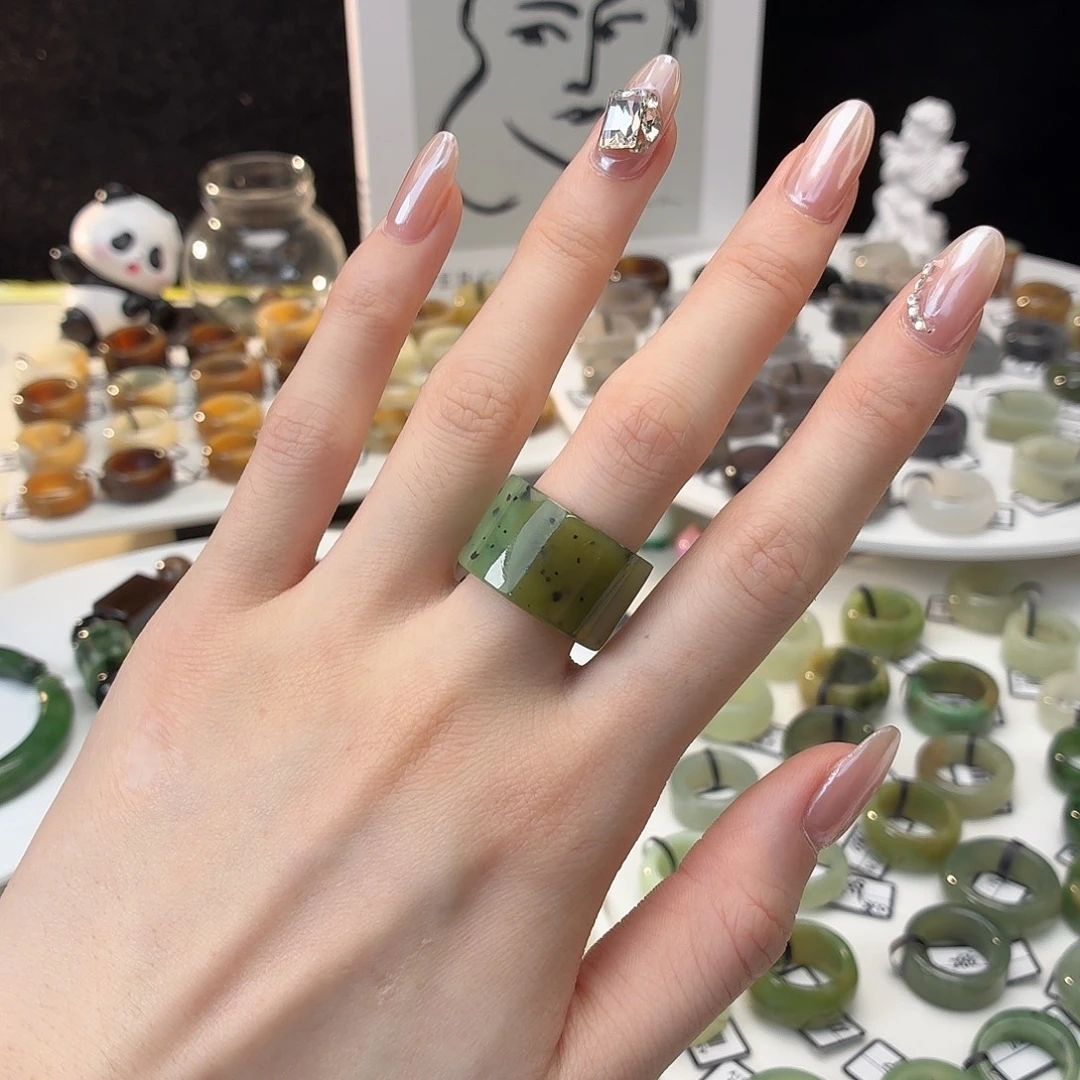 和田玉（糖玉）未镶嵌戒指z24碧玉一口糖直切16.7