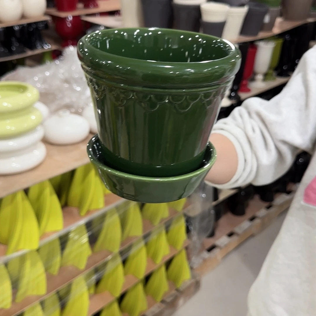 b3绿色带托花盆花盆花盆