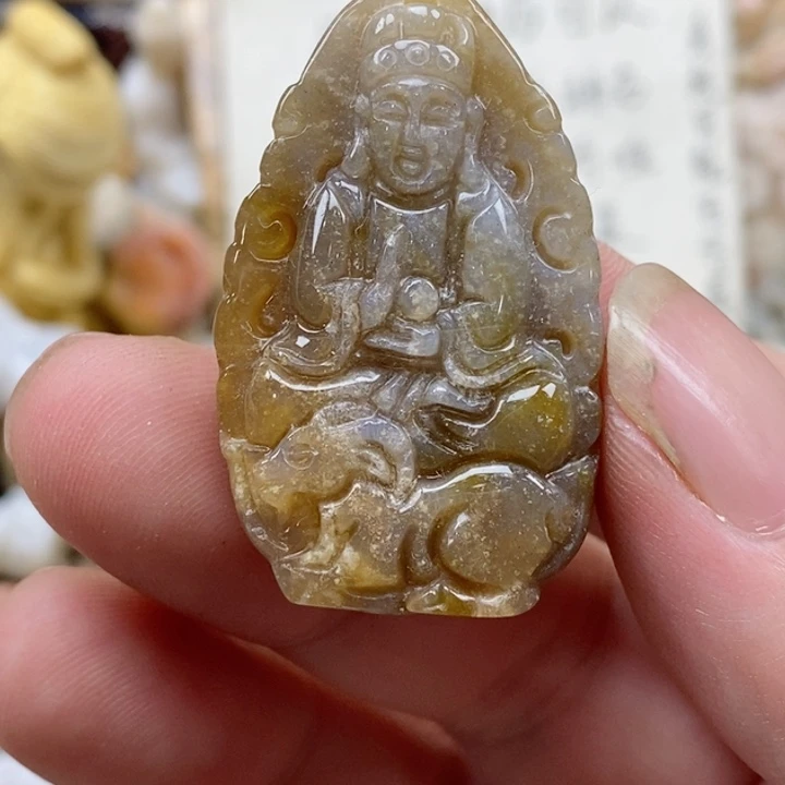 颈饰未镶嵌硅化珊瑚（珊瑚玉）小