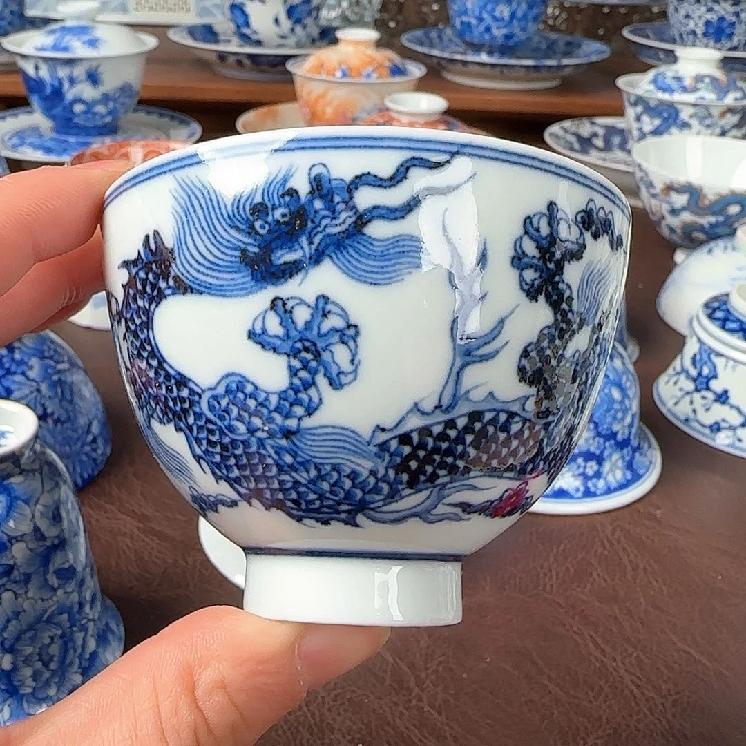 杯青花釉下鸡心杯