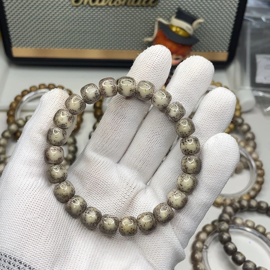 皮***图星月菩提手串10mm灰冰糖大眼