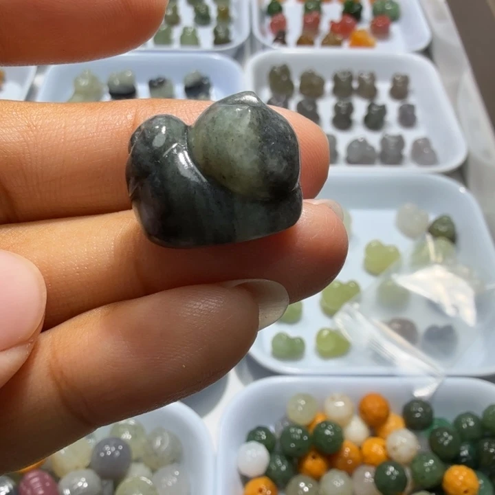 未镶嵌和田玉珠宝半成品