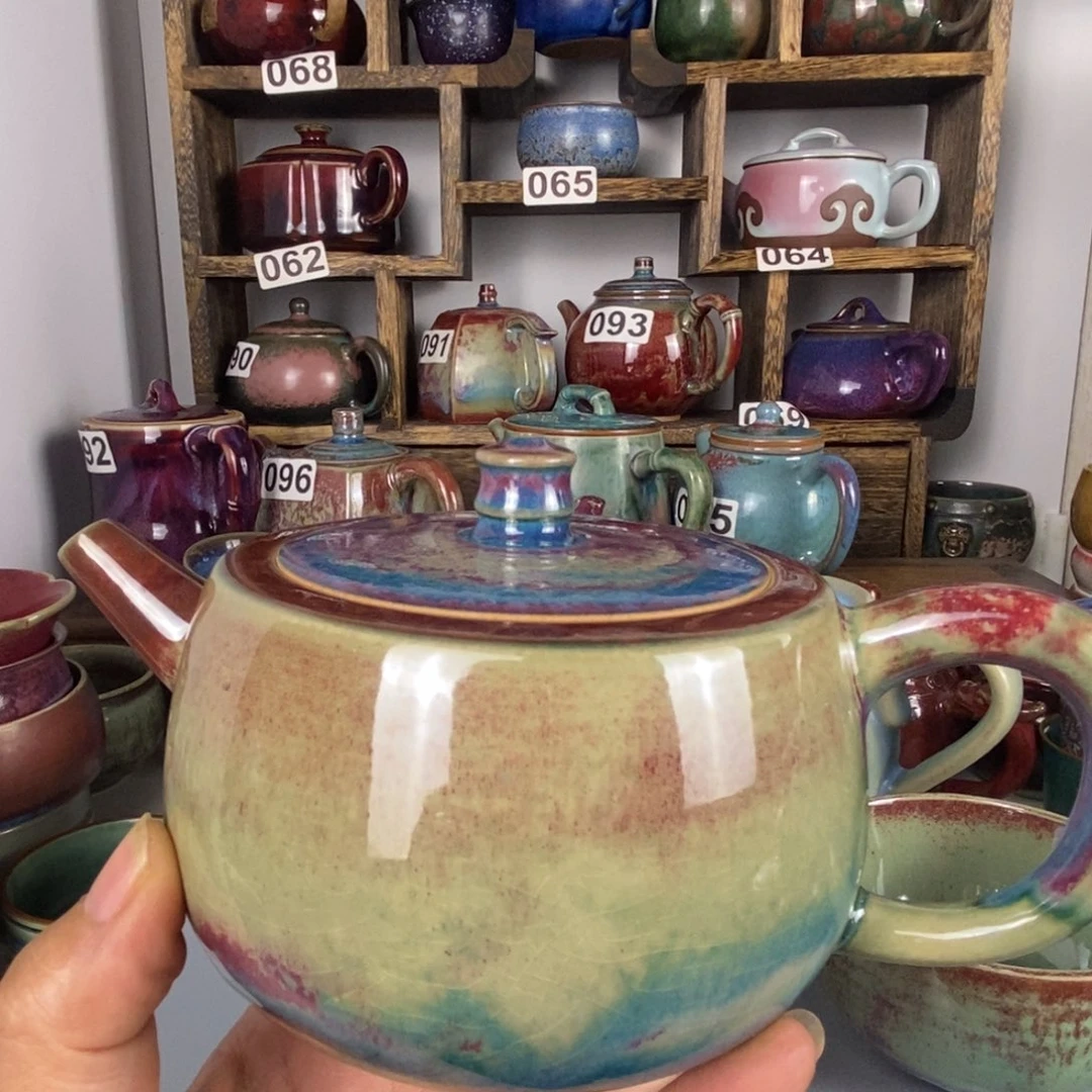 谢***E中国神后钧瓷茶具处理