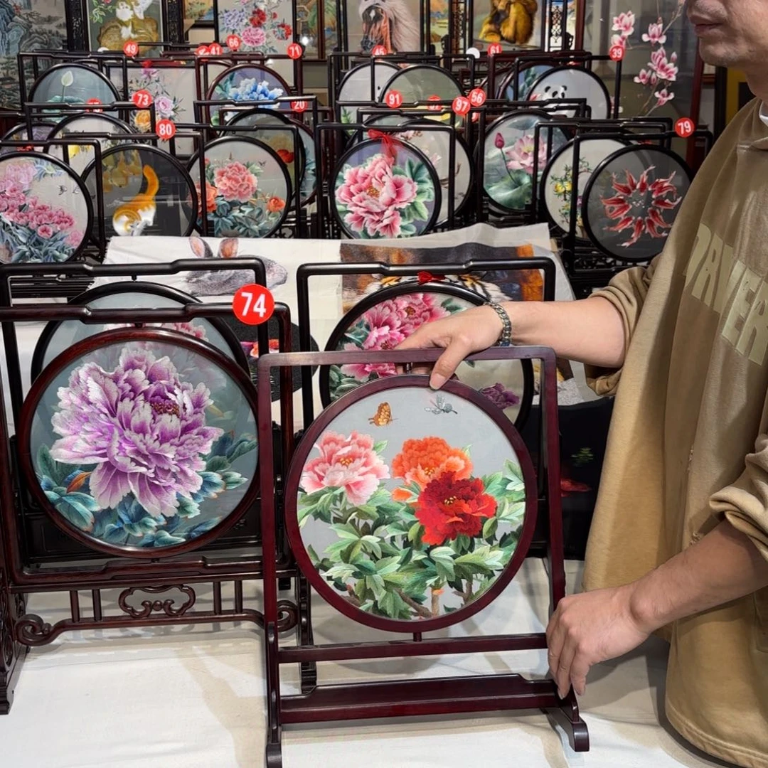 织绣纯手工制作成品