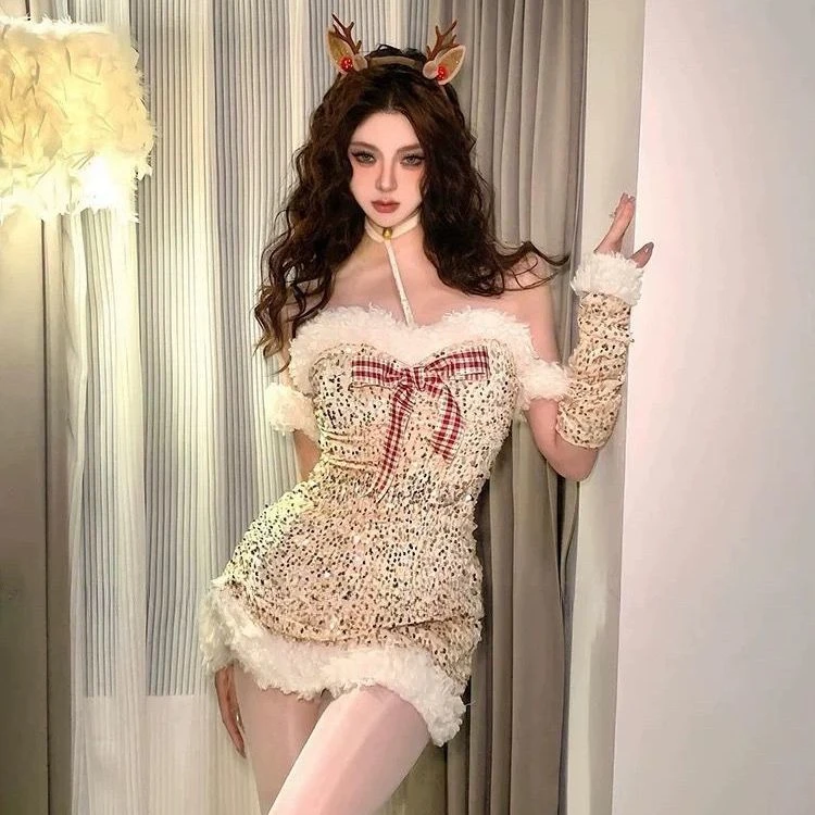 圣诞亮片挂脖抹胸修身包臀性感气质连衣裙女秋冬辣妹战袍