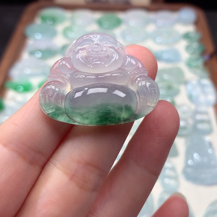 翡翠未镶嵌颈饰冰种飘花大佛公
