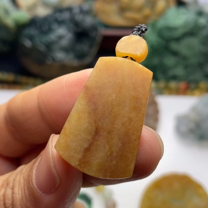 定制翡翠未镶嵌定制
