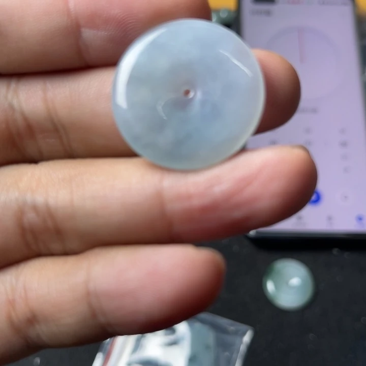 定制翡翠未镶嵌大*直发