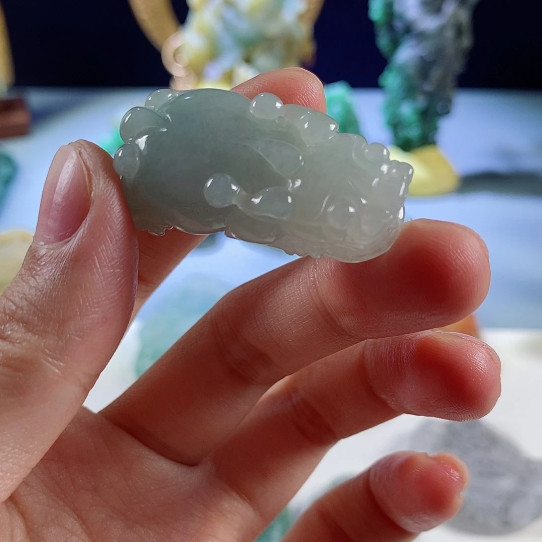 定制翡翠未镶嵌天然a货翡翠貔貅