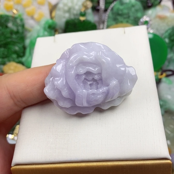 吊坠(赠链)未镶嵌翡翠