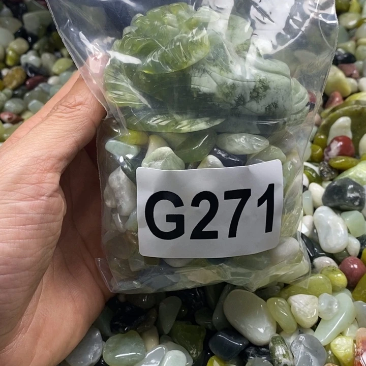 蛇纹石玉鱼缸石未镶嵌