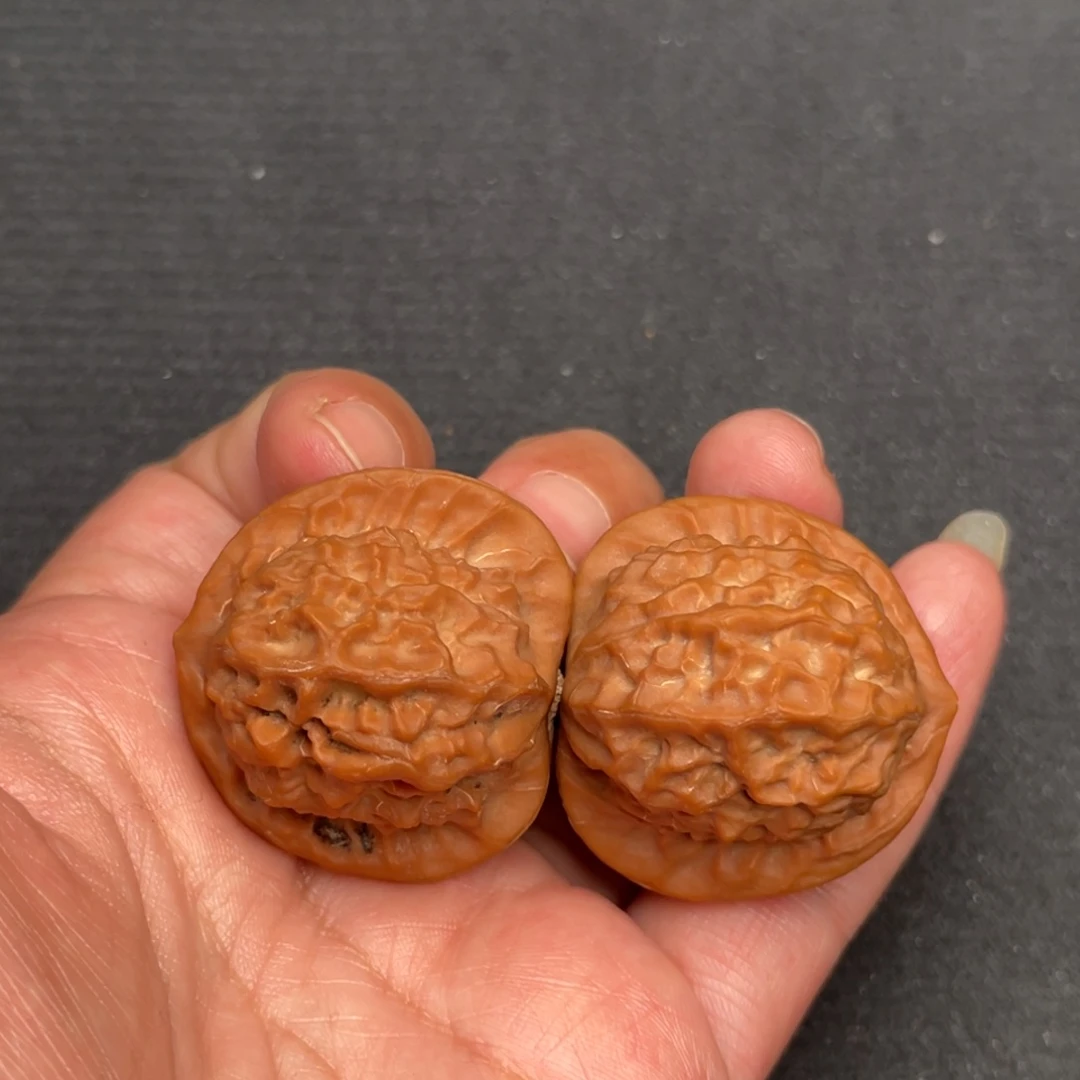 桃核把件35×36全品头茬瓷娃娃XM3480