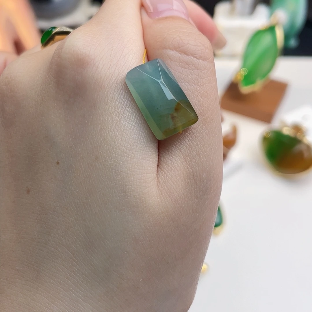 翡翠散珠黄加蓝汉蝉