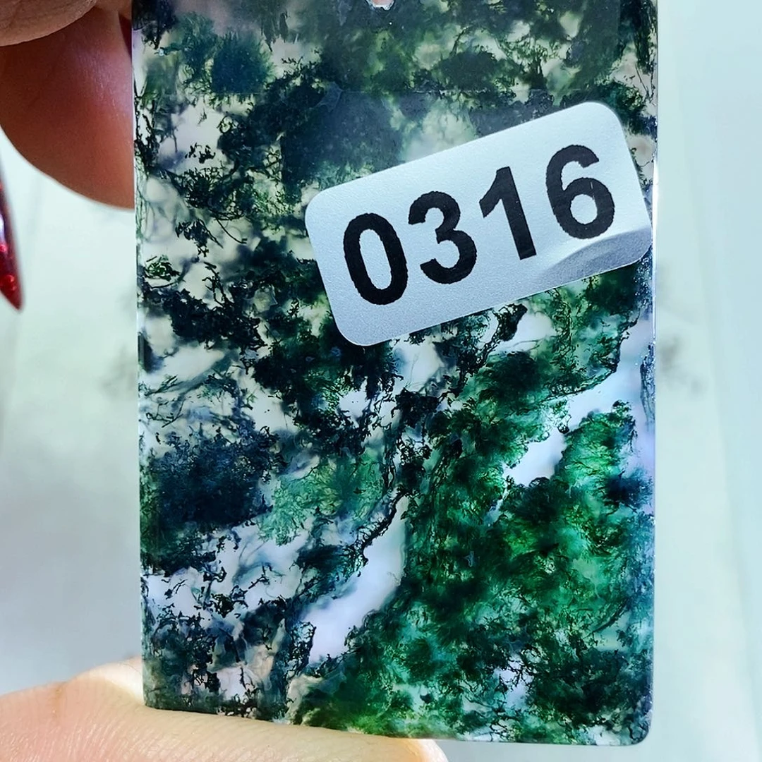 未镶嵌颈饰玛瑙/玉髓?****聊