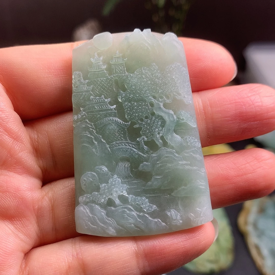 定制翡翠未镶嵌山水