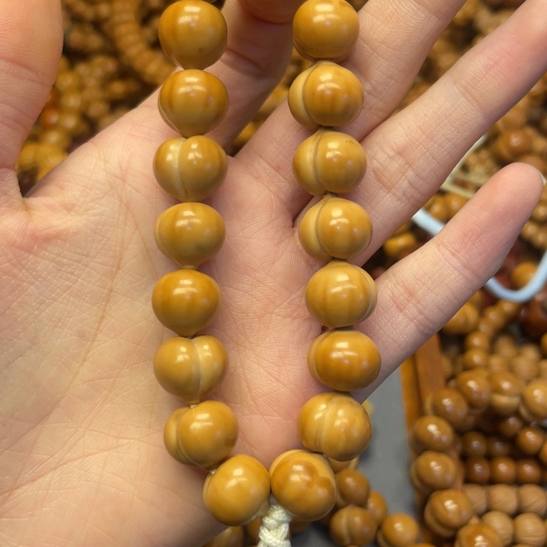 L***蕾二等屁桃猴头核桃