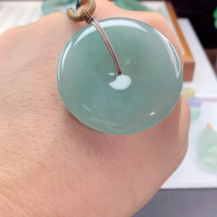 未镶嵌手链翡翠l***n翡翠