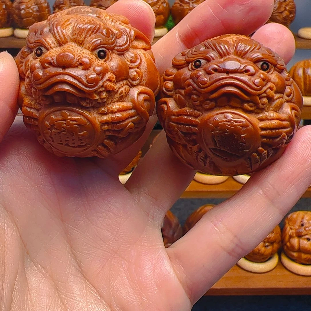 橄榄核手串灰*灰皮裘一对