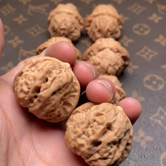 文玩核桃把件百****息蛤蟆