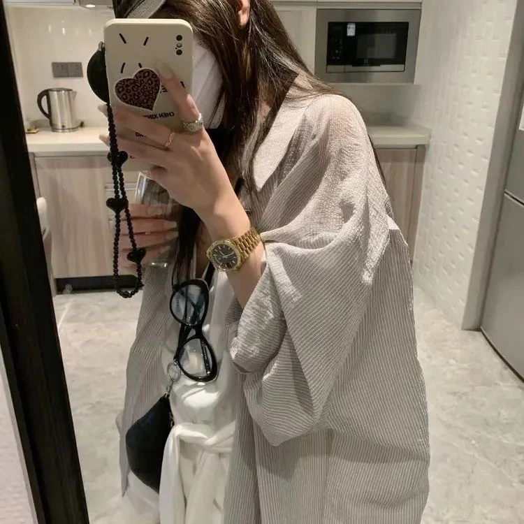 白色条纹防晒衬衫外套女2025夏宽松休闲简约慵懒风衬衣长袖空调衫