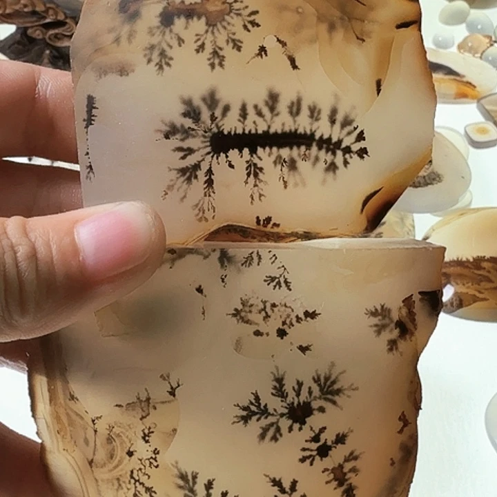 赵***.未镶嵌玛瑙/玉髓珠宝半成品