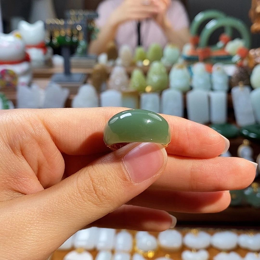 和田玉（碧玉）戒指18K金镶嵌.*粉青