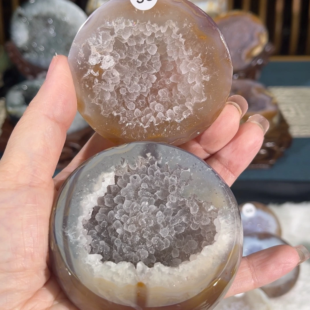 未镶嵌大型摆件（非配饰）水晶