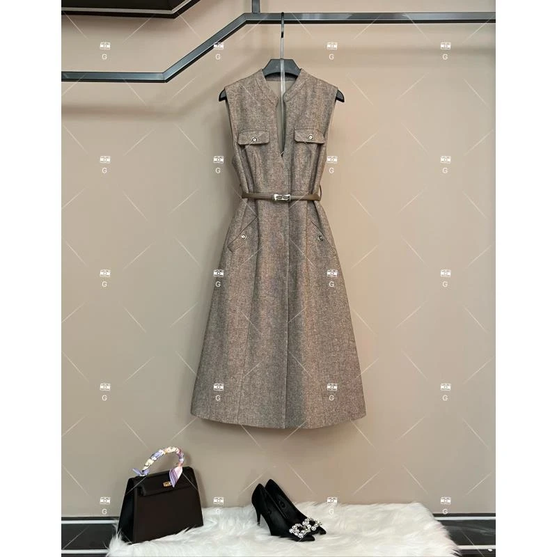 【玉】复古风显瘦默认款式连衣裙女装轻奢秋冬时尚 H-1582