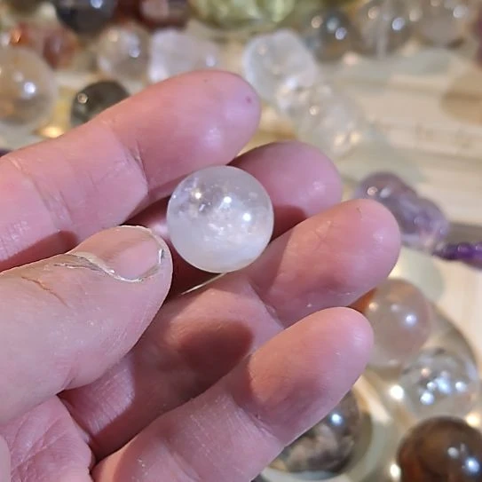 这****未镶嵌颈饰水晶shuijin