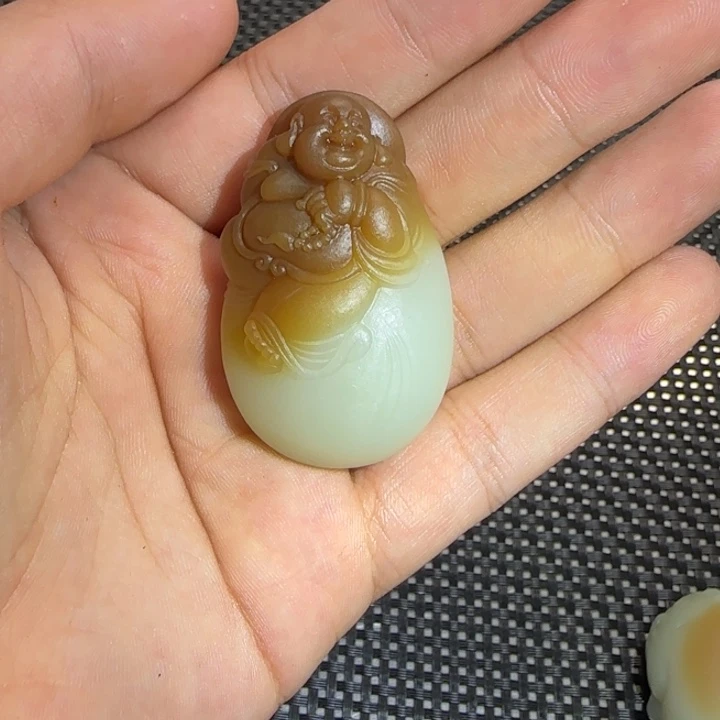 和田玉（糖玉）未镶嵌颈饰