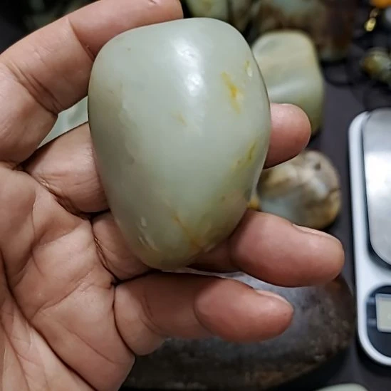 和田玉（糖玉）未镶嵌挂件