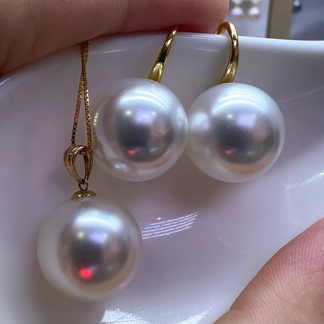 淡水珍珠18K金镶嵌吊坠(赠链)