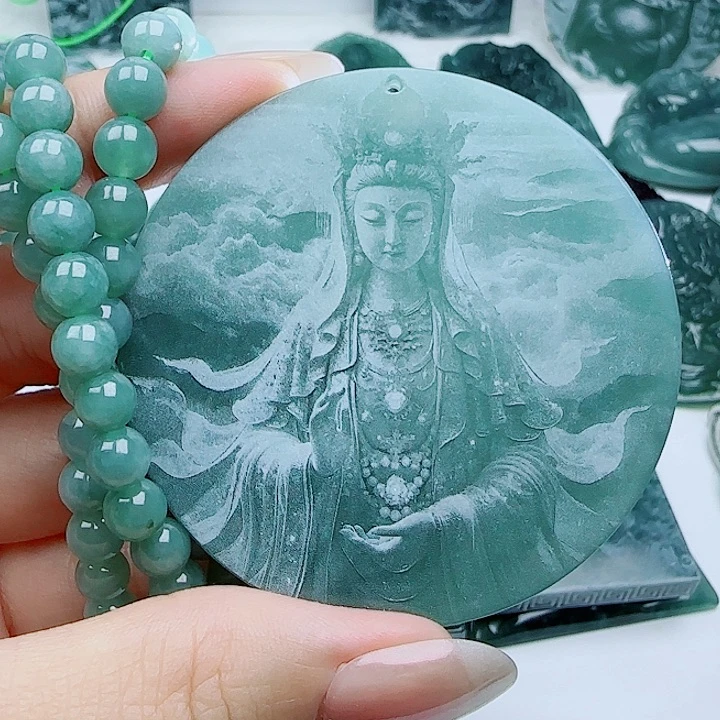 翡翠未镶嵌颈饰多样性发货天然的A货翡翠