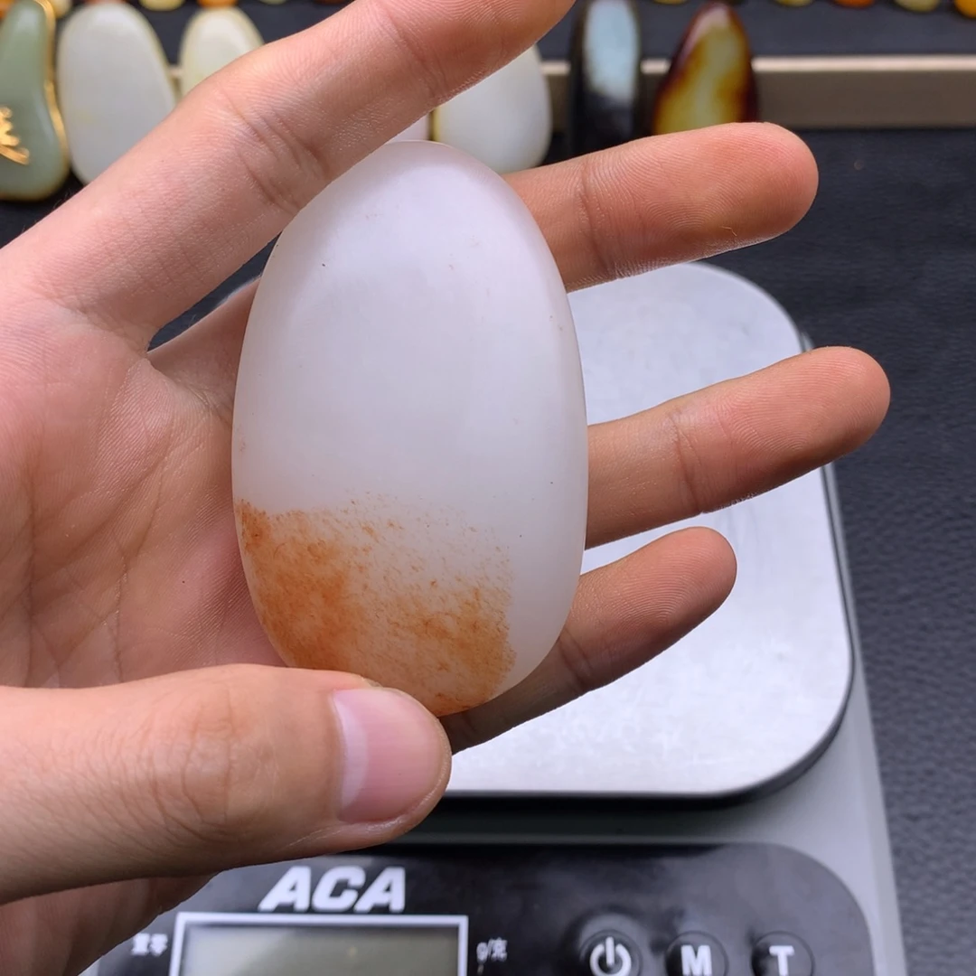 和田玉颈饰未镶嵌“*”