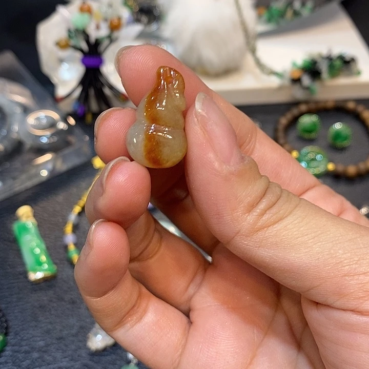 翡翠未镶嵌颈饰翡翠葫芦